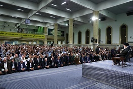 ۴۰۰ نفر از اقشار مختلف مردم چهارمحال‌وبختیاری به محضر رهبر انقلاب مشرف شدند‎
