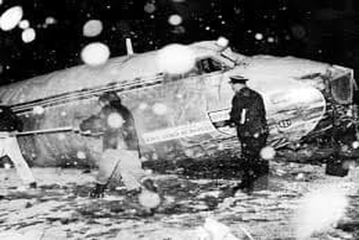 به بهانه سالگرد فاجعه هواپیمای منچستریونایتد؛ ستاره هایی که در برف سوختند+ تصاویر