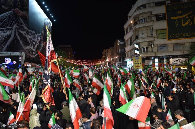 پنجاه و هشتمین اجتماع پر شور مردم در میدان انقلاب