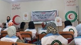 حضور فعال جوانان شعب جمعیت هلال احمر استان مرکزی در کمپین کارزار پیشگیری از مصرف گل