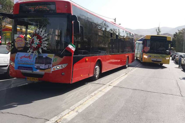 11 دستگاه اتوبوس به ناوگان حمل و نقل شهری اراک پیوست