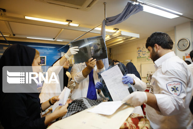 ۵ دانش آموز شیرازی راهی بیمارستان شدند