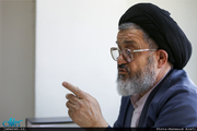 سیدرضا اکرمی: کسانی که قطعنامه راهپیمایی 22 بهمن را نوشته اند باید اعتراف کنند غفلت کرده اند