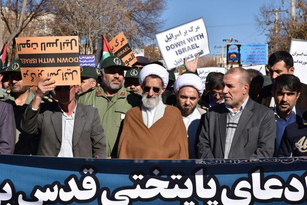 راهپیمایی نمازگزاران شهرکردی در اعتراض به انتقال سفارتخانه آمریکا به قدس