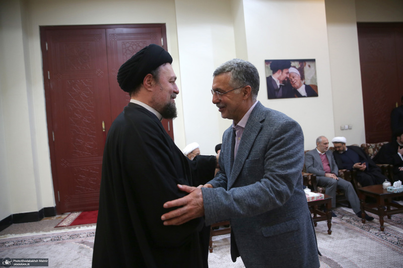 حاشیه تجدیدمیثاق رئیس جمهور و اعضای دولت با آرمان‌های بنیانگذار جمهوری اسلامی ایران