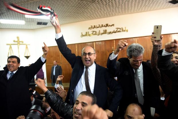 پایکوبی پس از حکم دادگاه مصری علیه عربستان