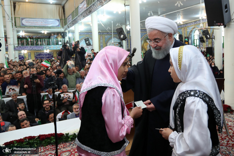 سفر رئیس جمهور به زادگاهش به روایت تصویر