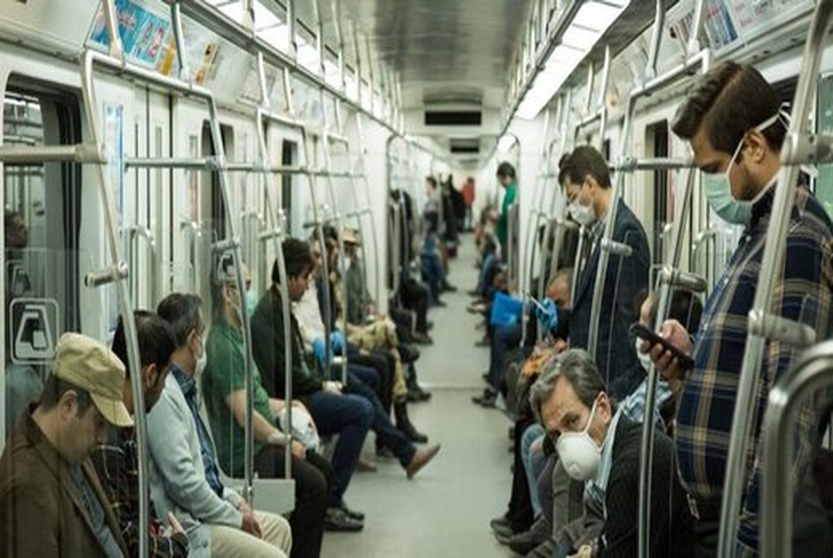 جلوگیری از ورود شهروندان بدون ماسک به مترو