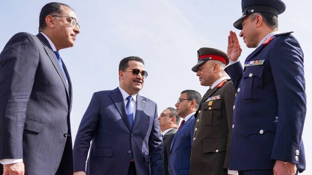 نخست وزیر عراق به مصر رفت