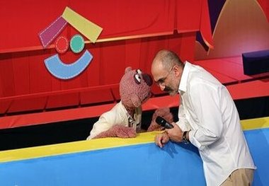 علاقه بازیگر «پوست شیر» به عروسک

