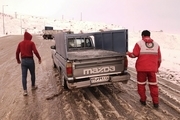 97 مسافر گرفتار در برف گردنه اسدآباد امدادرسانی شدند