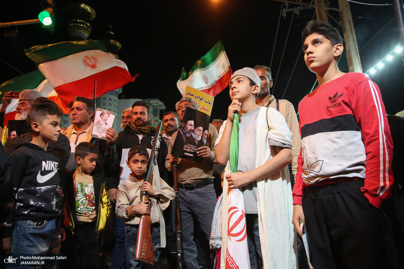 اجتماع عشایر فسا در حمایت از رزمندگان جبهه ی مقابله با دشمن آمریکایی - صهیونی