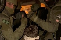 بازداشت فلسطینی ها توسط سربازان اسرائیلی در کرانه باختری (7)
