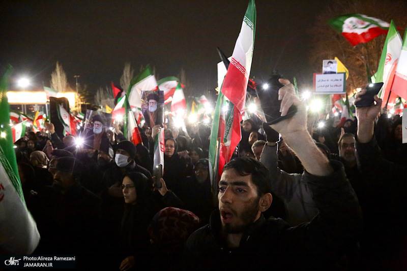 تجمع مردمی در میدان تجریش تهران