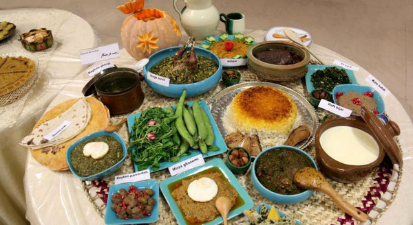 عواملی که سبب رشد سطح کیفی صنعت غذا می‌شود  محبوب‌ترین تفریح‌ ایرانی‌ها وقت گذرانی در رستوران‌ها و کافی‌شاپ‌ها