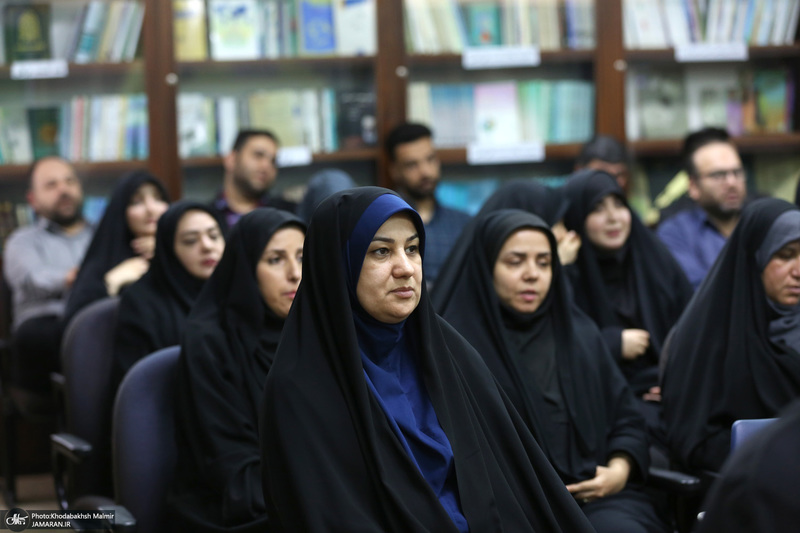 دیدار کارکنان موسسه تنظیم و نشر آثار امام خمینی (س) با حجت الاسلام و المسلمین علی کمساری