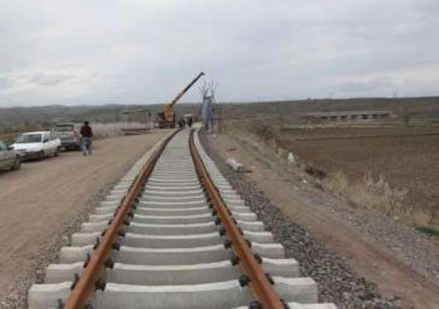 دولت 700 میلیارد تومان برای خط آهن میانه- تبریز هزینه کرد