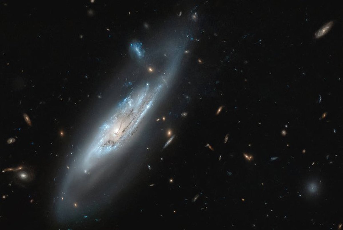 انتشار تصویری شگفت‌آور از یک کهکشان مارپیچی کم‌نور