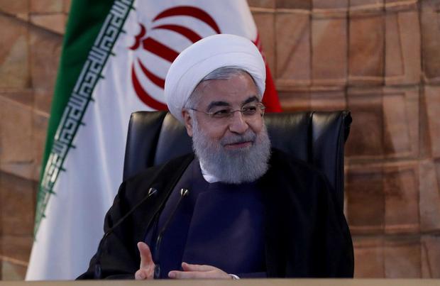 رئیس‌جمهور روحانی: بزرگترین سرمایه کشور جوانان هستند /راهی جز احداث ساختمانهای مقاوم در برابر زلزله نداریم/ تمام خانه های بازسازی شده، باید در تابستان تحویل مردم شود