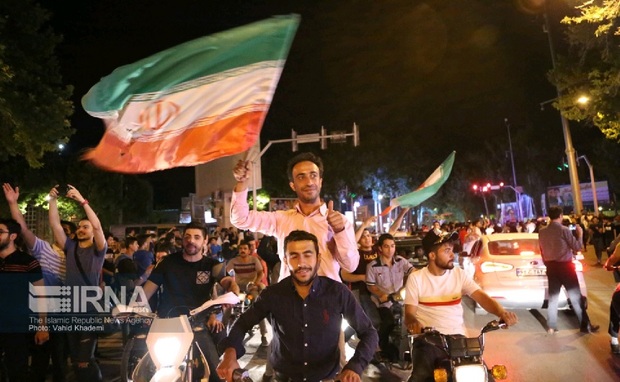 هواداران تیم ملی فوتبال در خراسان شمالی به خیابان ها آمدند