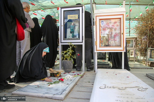 مراسم مهمانی لاله ها در بهشت زهرا (س) تهران