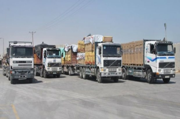تردد و بارگیری کامیون ها در آذربایجان شرقی عادی است