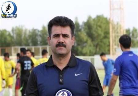 سرمربی تیم استقلال خوزستان: 
دوست داشتیم با پیروزی عیدی بهتری به تماشاگران بدهیم