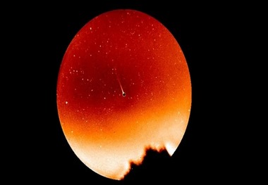 این سیاره در همسایگی خورشید گاهی دُم درمی‌آورد!
