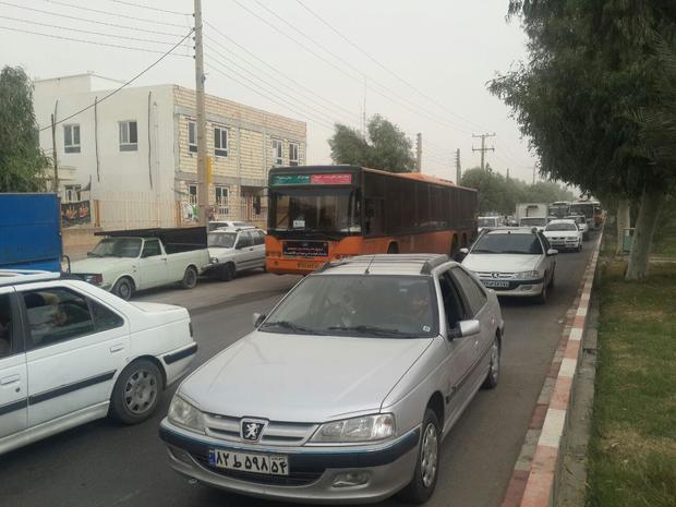 افزایش تردد خودروها در جاده ایلام - مهران   رانندگان با احتیاط برانند