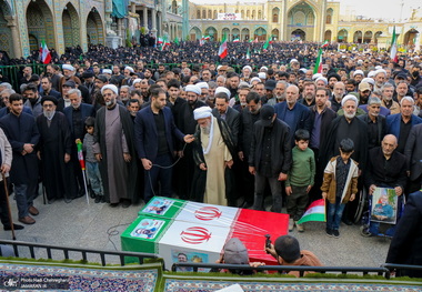مراسم تشییع و خاکسپاری شهیدان لاریجانی در حرم مطهر حضرت معصومه (س)