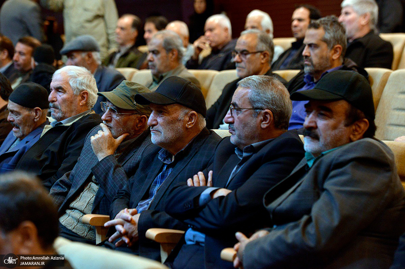 کنگره بزرگداشت شهدای سنگرسازان بی سنگر استان تهران در حرم امام خمینی (س)