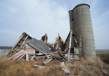 توفان‌های ویرانگر ایالت‌های آمریکا را درنوردید و ده‌ها قربانی بر جای گذاشت 