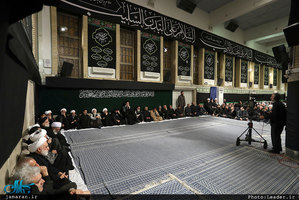 آخرین شب مراسم عزاداری حضرت اباعبدالله الحسین(ع) با حضور رهبر معظم انقلاب