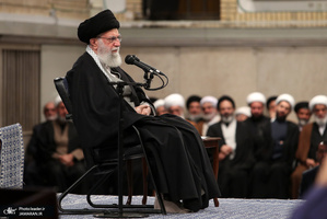 دیدار هزاران نفر از مردم قم با رهبر معظم انقلاب