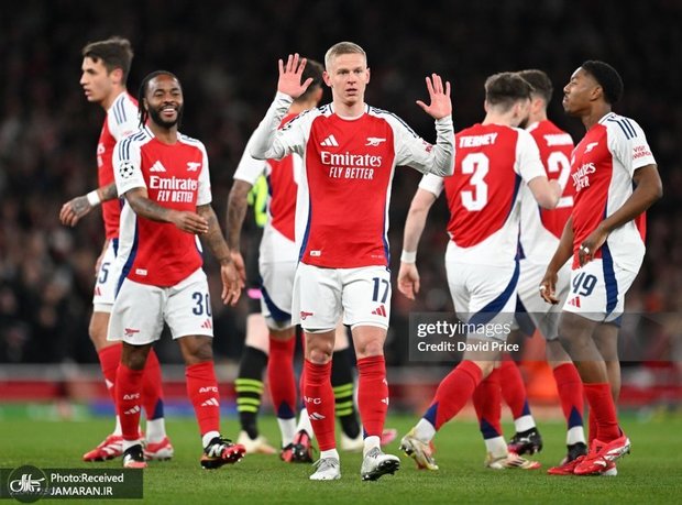برد آرسنال و تعویق جشن قهرمانی لیورپول/ یونایتد دوباره در لیگ باخت!