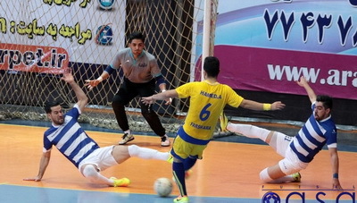 فوتسال لیگ برتر  ارژن شیراز پس از هفت هفته ناکامی، آذرخش بندرعباس را برد
