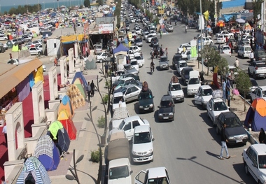 حضور گردشگران نوروزی در گناوه تداوم دارد