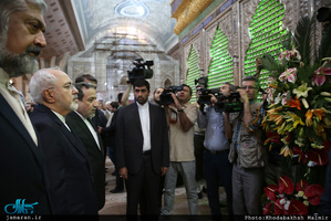 تجدید میثاق وزیر، معاونان، سفرا و روسای نمایندگی های جمهوری اسلامی ایران  در جهان با آرمان های امام خمینی (س) /