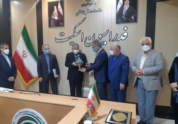 بازدید رییس کمیته ملی المپیک از فدراسیون اسکیت/ صالحی‌امیری: به تعهدات خود وفاداریم
