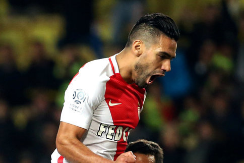  ستاره کلمبیایی موناکو 25 میلیارد تومان بدهی دارد!