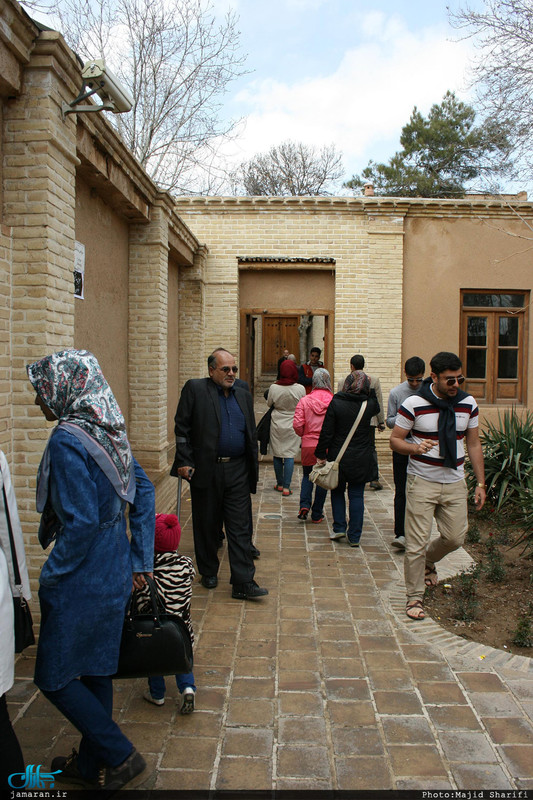 حال و هوای بیت امام(س) در تعطیلات نوروزی سال 1396