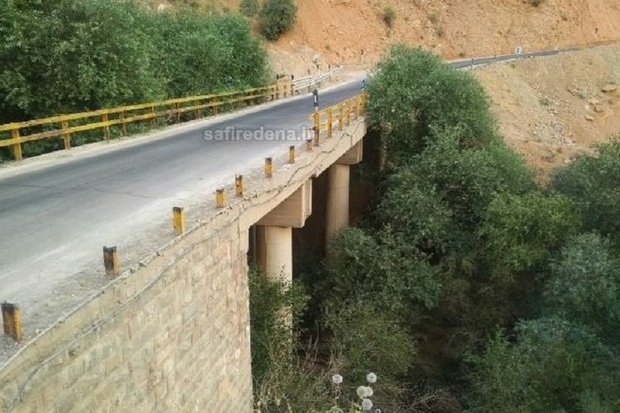 پل کُلو دیگر توان ایستادن ندارد