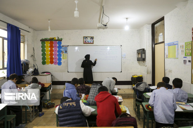 مدیرکل آموزش و پرورش تهران: طرح رتبه بندی معلمان را در بوق و کرنا نکنید