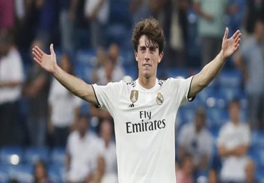 بایرن مونیخ بازیکن رئال مادرید را قرض گرفت+عکس
