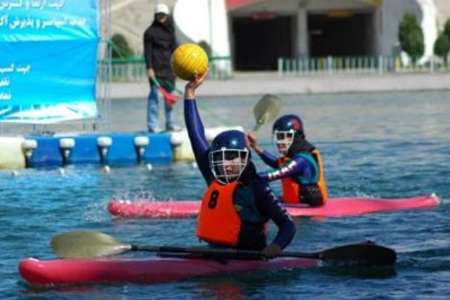 6 دختر نوشهری در اردوی تیم ملی قایقرانی جوانان