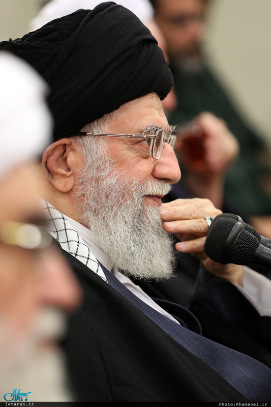 دیدار دست‌اندرکاران کنگره روحانی شهید صدوق گلپایگانی و ۳۷۲ شهید گلپایگان با رهبر معظم انقلاب 