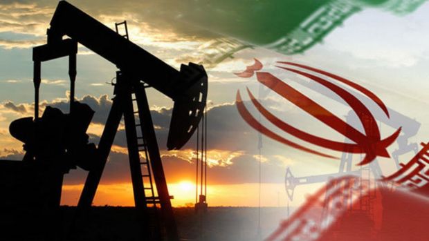 بلومبرگ: مشتریان آسیایی نفت ایران به دریافت معافیت از آمریکا اطمینان دارند