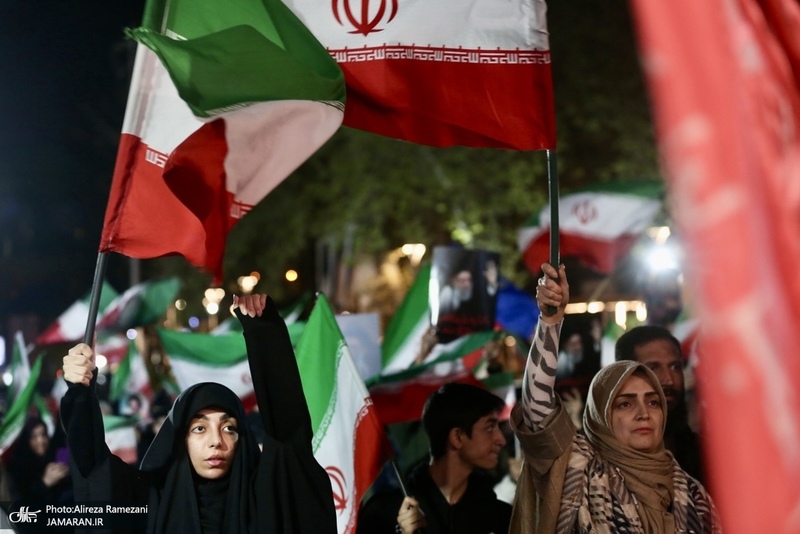 چهل و سومین شب اجتماع پرشور مردم در میدان تجریش