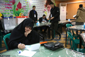 شرکت دختران و عروس امام در انتخابات 1402