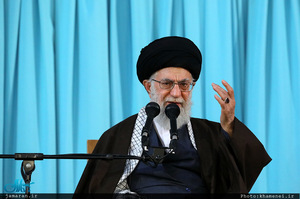 حضور و سخنرانی رهبر معظم انقلاب در اجتماع زائران و مجاوران حرم مطهر رضوی